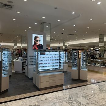 Dillard's - Department Stores Near Me - Fort Lauderdale, Florida