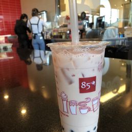 Strawberry Milk Tea Boba! Strawberry Milk Tea Boba!