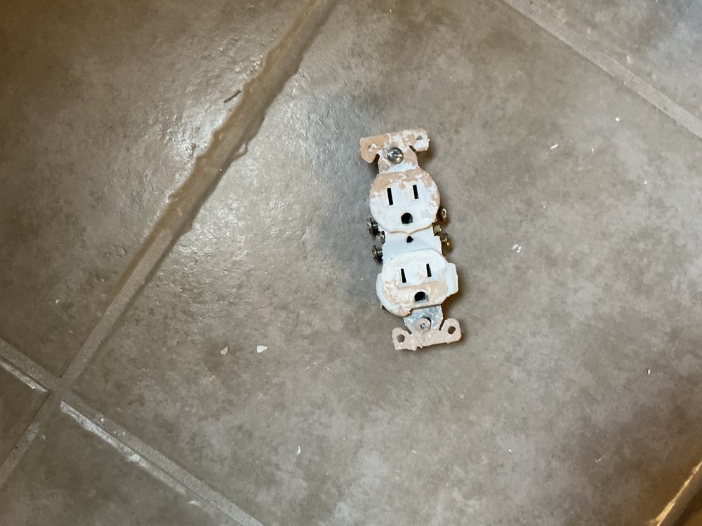 Slide of DFW Roofing Pro