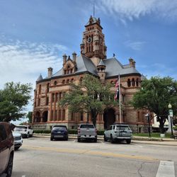 Ellis County Courthouse