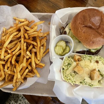 Mast Landing Brewing Company - You can order tasty bites from their in-house kitchen, Nighthawk's Kitchen. - Breweries Near Me - Freeport, Maine