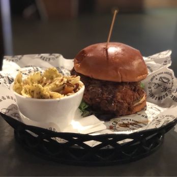 No-Li Brewhouse - Cajun Chicken Sandwich, with pasta salad - Pubs Near Me - Spokane, Washington No-Li Brewhouse - Cajun Chicken Sandwich, with pasta salad - Pubs Near Me - Spokane, Washington