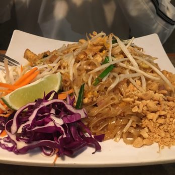 Cafe de Bangkok - Pad Thai - super good! - Thai Near Me - Gilbert, Arizona