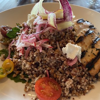 Harvest - Quinoa bowl with chicken - New American Near Me - Hershey, Pennsylvania Harvest - Quinoa bowl with chicken - New American Near Me - Hershey, Pennsylvania