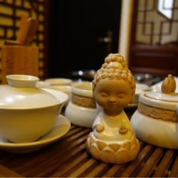 Hua Yuan Xuan