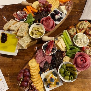 Brush Hollow Winery - Brush Hollow charcuterie boards - Wineries Near Me - Penrose, Colorado Brush Hollow Winery - Brush Hollow charcuterie boards - Wineries Near Me - Penrose, Colorado