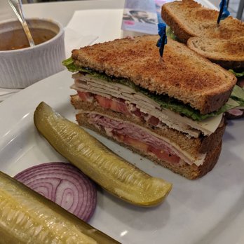 Mo's Grill - Club Sandwich - Burgers Near Me - San Francisco, California Mo's Grill - Club Sandwich - Burgers Near Me - San Francisco, California