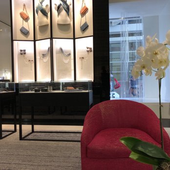 Chanel - Accessories Near Me - Honolulu, Hawaii Chanel - Accessories Near Me - Honolulu, Hawaii