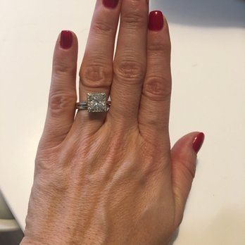 STAR NAILS - Nail Salons Near Me - Prague, Puerto Rico