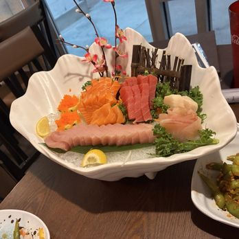 Umiya Sushi - Spicy Garlic Edamame, Yellowtail, Red Snapper, Salmon, Tuna, Smoked Salmon, Roe - Sushi Bars Near Me - Houston, Texas Umiya Sushi - Spicy Garlic Edamame, Yellowtail, Red Snapper, Salmon, Tuna, Smoked Salmon, Roe - Sushi Bars Near Me - Houston, Texas