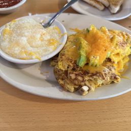 Tex Mex omelette with cheese grits Tex Mex omelette with cheese grits