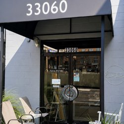 Salon Rush - Salon's Entrance