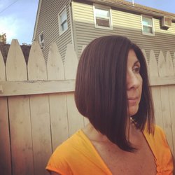 Bellissimo The Salon - Love this inverted bob..