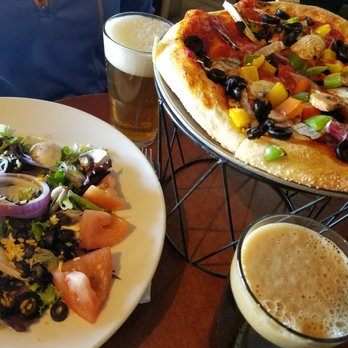 Panamint Springs Resort - Veggie pizza and salad (came with cheese accidentally) - Hotels Near Me - Darwin, California Panamint Springs Resort - Veggie pizza and salad (came with cheese accidentally) - Hotels Near Me - Darwin, California