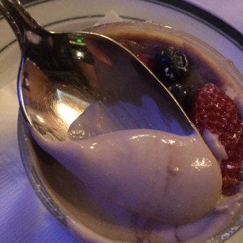 La Traviata - Creme Brûlée cont. to show consistency - Italian Near Me - Long Beach, California