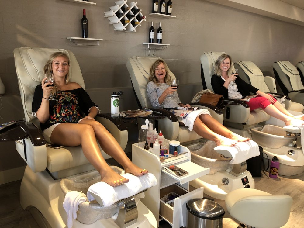 LACE NAILS 151 Photos & 44 Reviews Nail Salons 425 2nd St, Lake