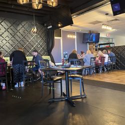 Uncle Linny's Food & Brews