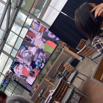 The Front Yard - Sunday Game day - Beer Gardens Near Me - Las Vegas, Nevada