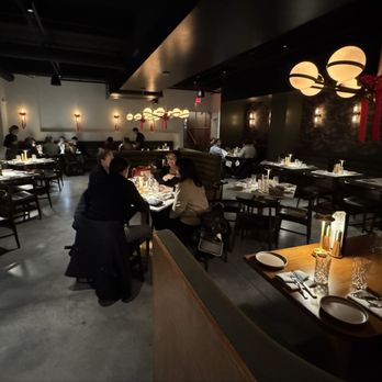 MK STEAK + BAR - Inside - Wine Bars Near Me - Glen Ellyn, Illinois MK STEAK + BAR - Inside - Wine Bars Near Me - Glen Ellyn, Illinois