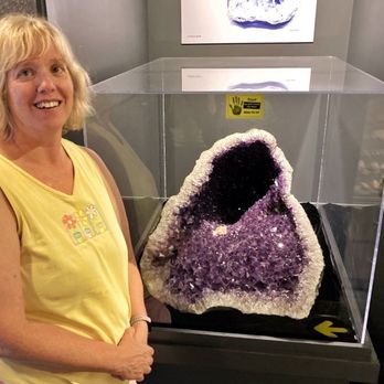Lyman Museum and Mission House - The biggest geode I've ever seen - Landmarks & Historical Buildings Near Me - Hilo, Hawaii Lyman Museum and Mission House - The biggest geode I've ever seen - Landmarks & Historical Buildings Near Me - Hilo, Hawaii