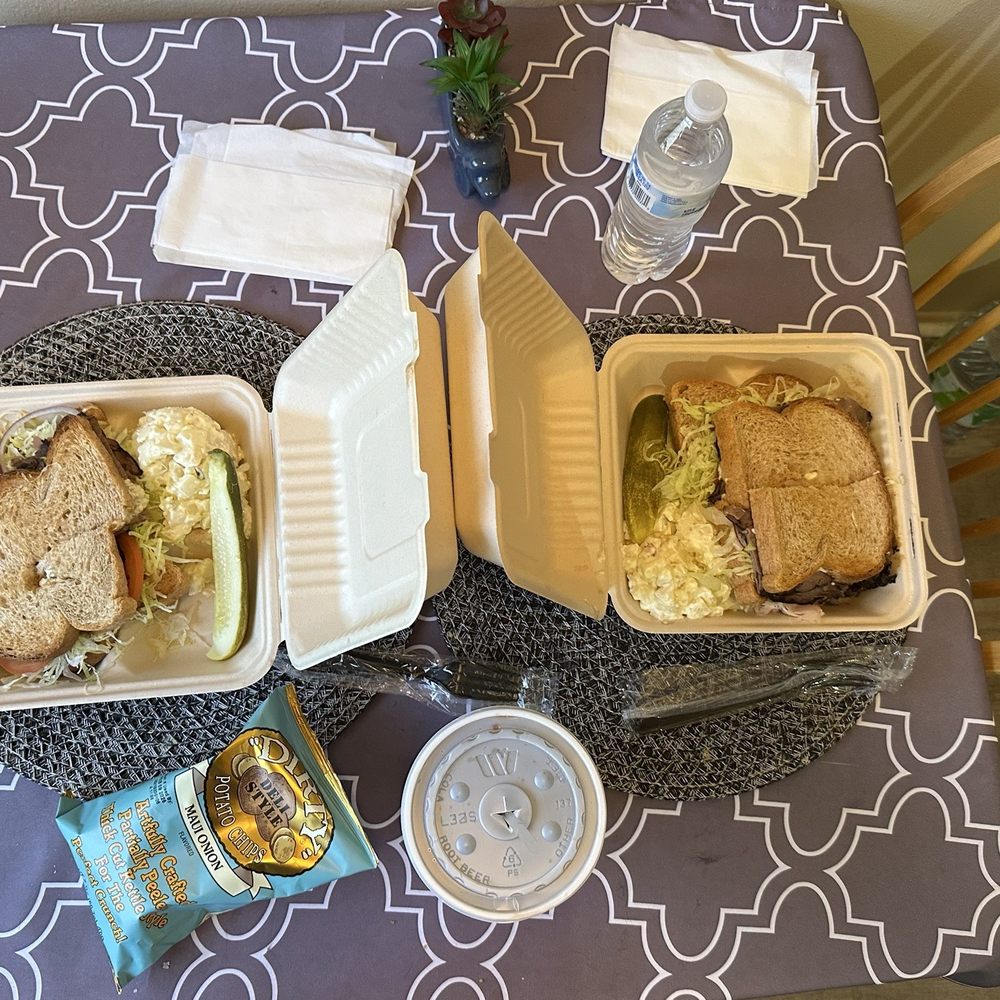 Hilltop Deli - Sandwiches Near Me - El Cajon, California
