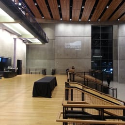 DALLAS CITY PERFORMANCE HALL : Clean modern architecture.