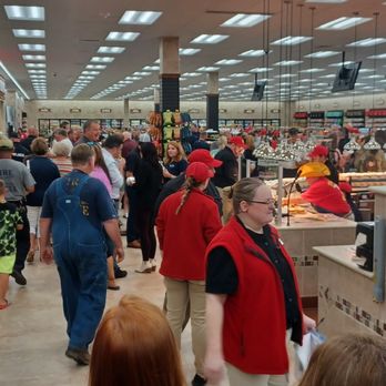 Buc-ee's - Gas Stations Near Me - Crossville, Tennessee