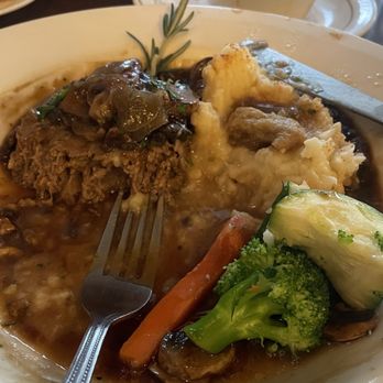 Le Rendez-Vous Cafe - Meatloaf - Diners Near Me - Lake Elsinore, California Le Rendez-Vous Cafe - Meatloaf - Diners Near Me - Lake Elsinore, California