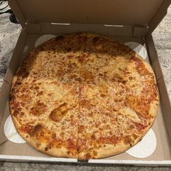 La Scala - X-Large cheese pie.