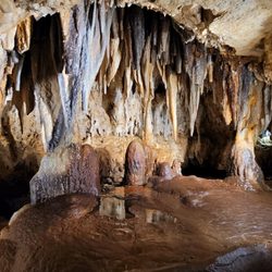 Cave of the Mounds - Images of cave tour.