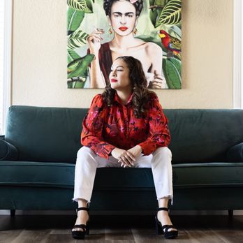 Frida’s 1940 Bungalow - Frida's empowering green couch and painting - Vacation Rentals Near Me Frida’s 1940 Bungalow - Frida's empowering green couch and painting - Vacation Rentals Near Me