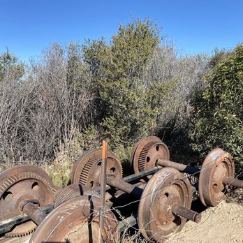 Inspiration Point via Castle Canyon - Parks Near Me - Altadena, California