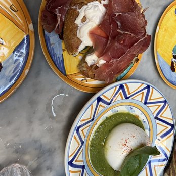 East Mamma - Pizza Near Me - Paris, 75 East Mamma - Pizza Near Me - Paris, 75