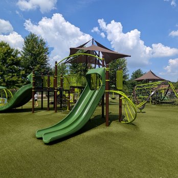 Pine Hill Lakes Park - Parks Near Me - Mason, Ohio