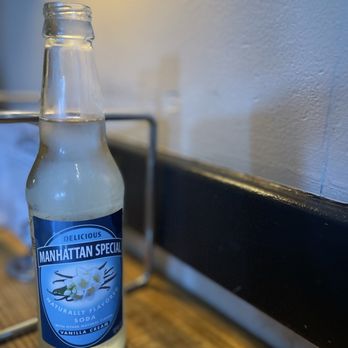 Juliana's - Manhattan Special Naturally Flavored Soda (Vanilla Cream) - Pizza Near Me - Brooklyn, New York