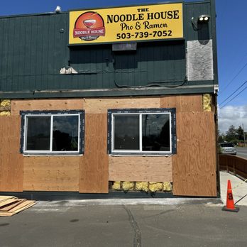 The Noodle House - Yellow tape and construction - Noodles Near Me - Seaside, Oregon The Noodle House - Yellow tape and construction - Noodles Near Me - Seaside, Oregon