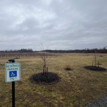 20 Deep Winery - Wineries Near Me - Honeoye Falls, New York