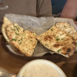 G1 Indian Restaurant - Garlic naan