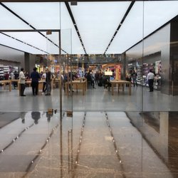Apple Zorlu Center