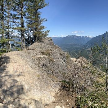 Rattlesnake Ledge Trail - Hiking Near Me