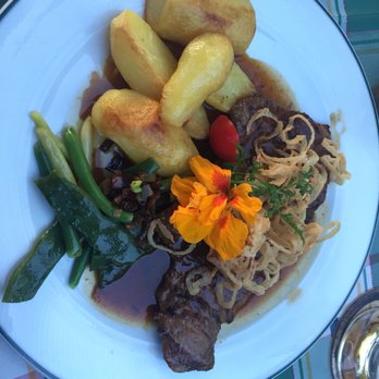 Gasthaus Simeter - Zwiebelrostbraten - Hotels Near Me - Spittal an der Drau, 2