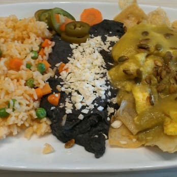 Chicago Waffles - Huevos rancheros (scrambled eggs) - Breakfast & Brunch Near Me - Chicago, Illinois