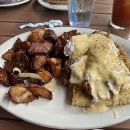 Howley 's Egg Benedict