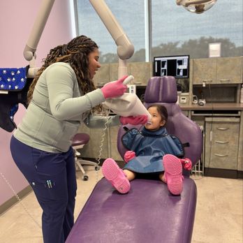 Dentistry 4 Children - Pediatric Dentists Near Me - Friendswood, Texas
