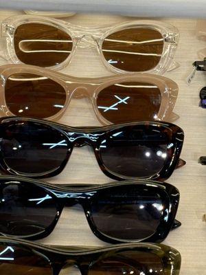 Artists & Fleas Market Chelsea by null