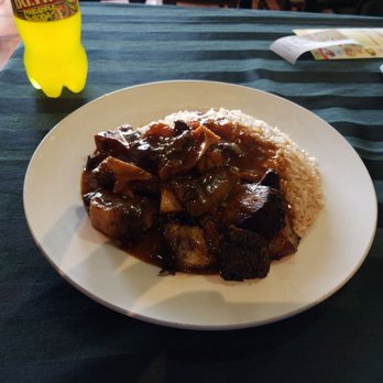 Vineyard Jamaican Restaurant - Combo plate- oxtails and jerk pork! - Caribbean Near Me - Caledon, Ontario Vineyard Jamaican Restaurant - Combo plate- oxtails and jerk pork! - Caribbean Near Me - Caledon, Ontario