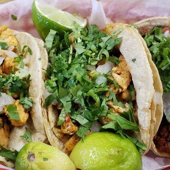 La Rosita - Two Pollo and One Chorizo Tacos - Grocery Near Me - Louisville, Kentucky