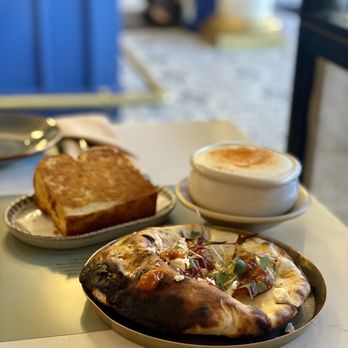Rooh Columbus - Kashmiri duck kulcha, Lamb keema hyderabadi - Indian Near Me - Columbus, Ohio