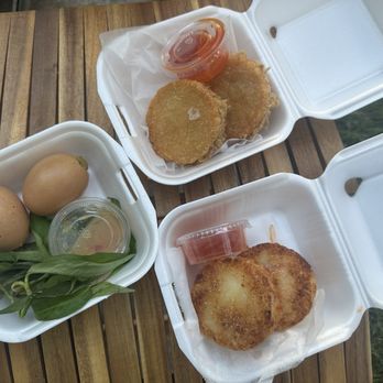 Xoi Chien Oc - Xôi Chiên & trứng nướng (grilled eggs) - Vietnamese Near Me - Garden Grove, California