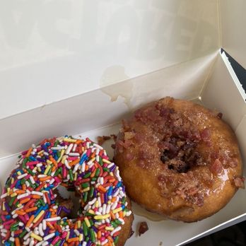 Annie's Hot Donuts - Donuts Near Me - Mount Pleasant, South Carolina Annie's Hot Donuts - Donuts Near Me - Mount Pleasant, South Carolina